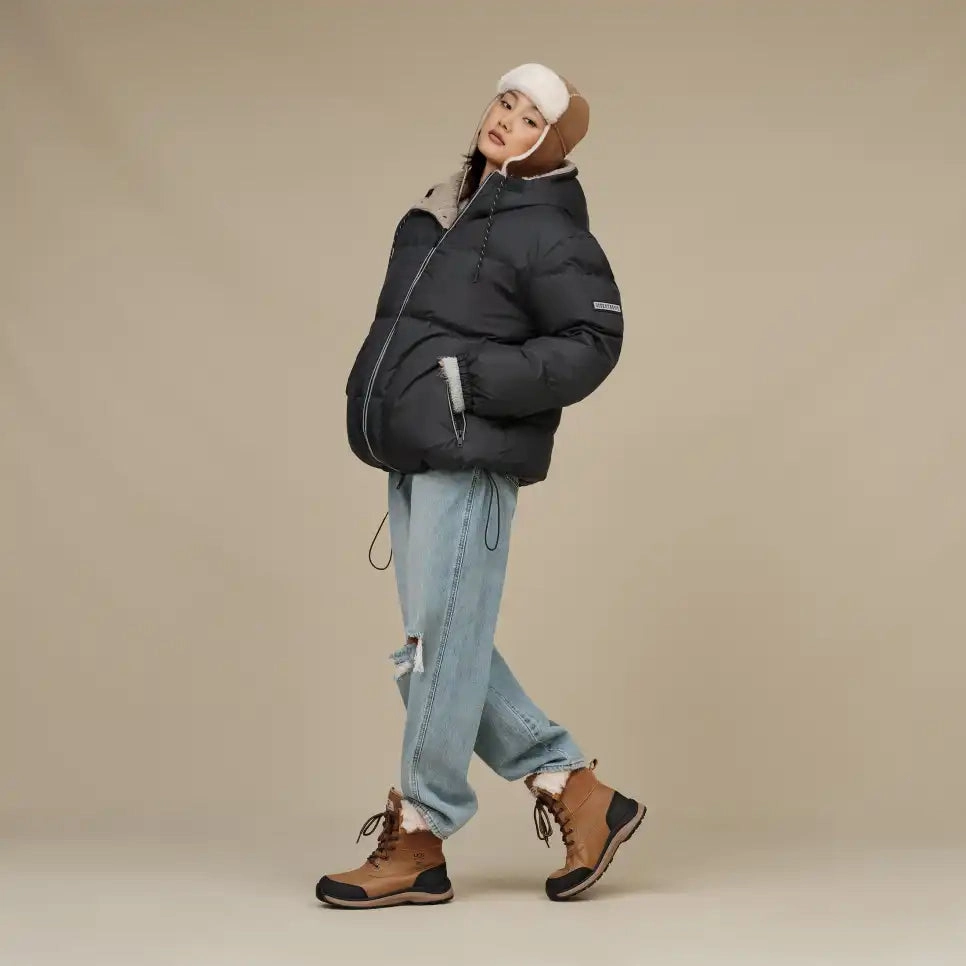 Insulated Winter Boots UGG Women's Adirondack III Boot - Chestnut