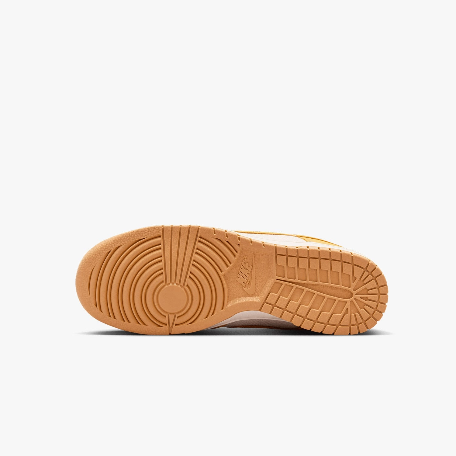 The Newest Basketball Shoes Men's Dunk Low Retro PRM "University Gold"