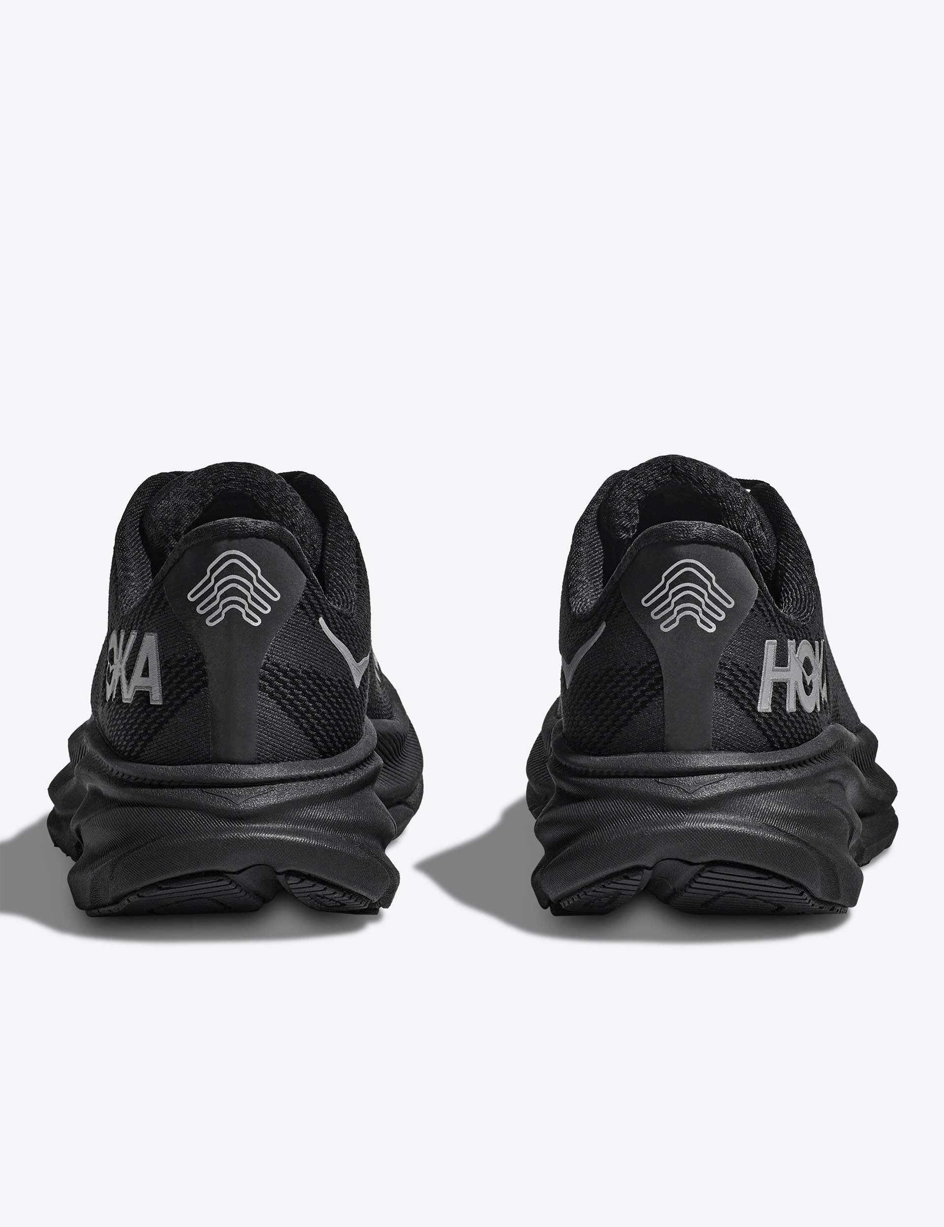 Under $50 Clifton 9 Gore-Tex - Black BARCODE ISSUES