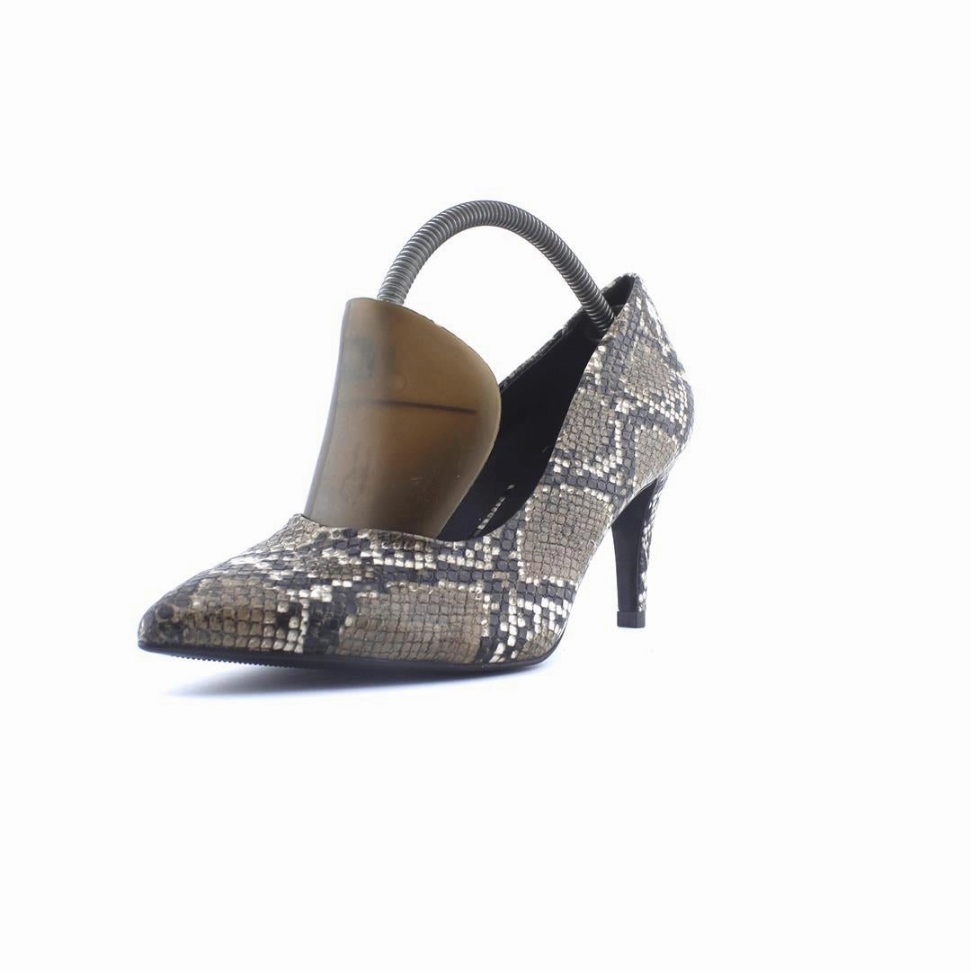 Places That Sell High Heels GRACELAND  .