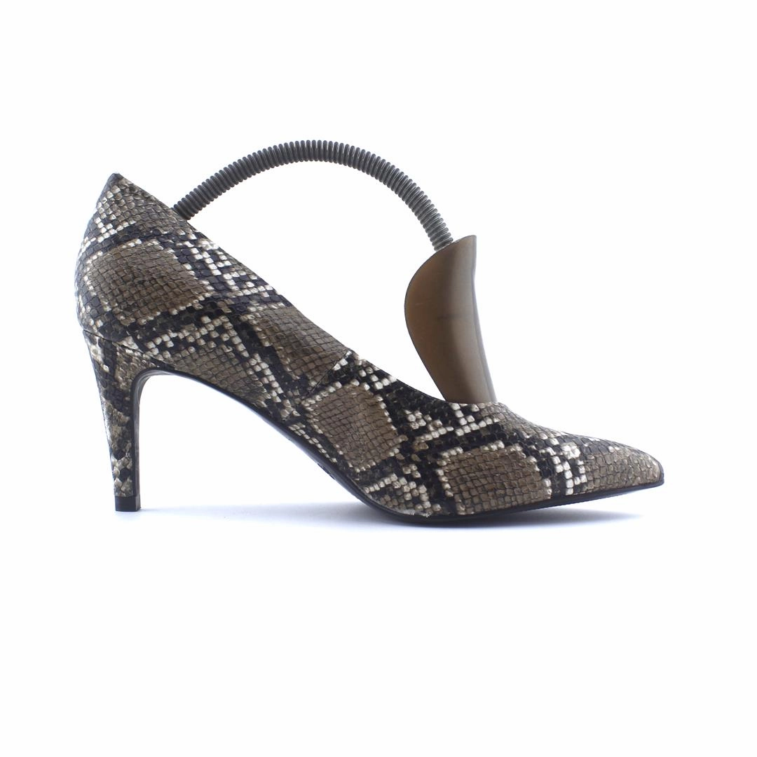 GRACELAND  . Dance High Heels