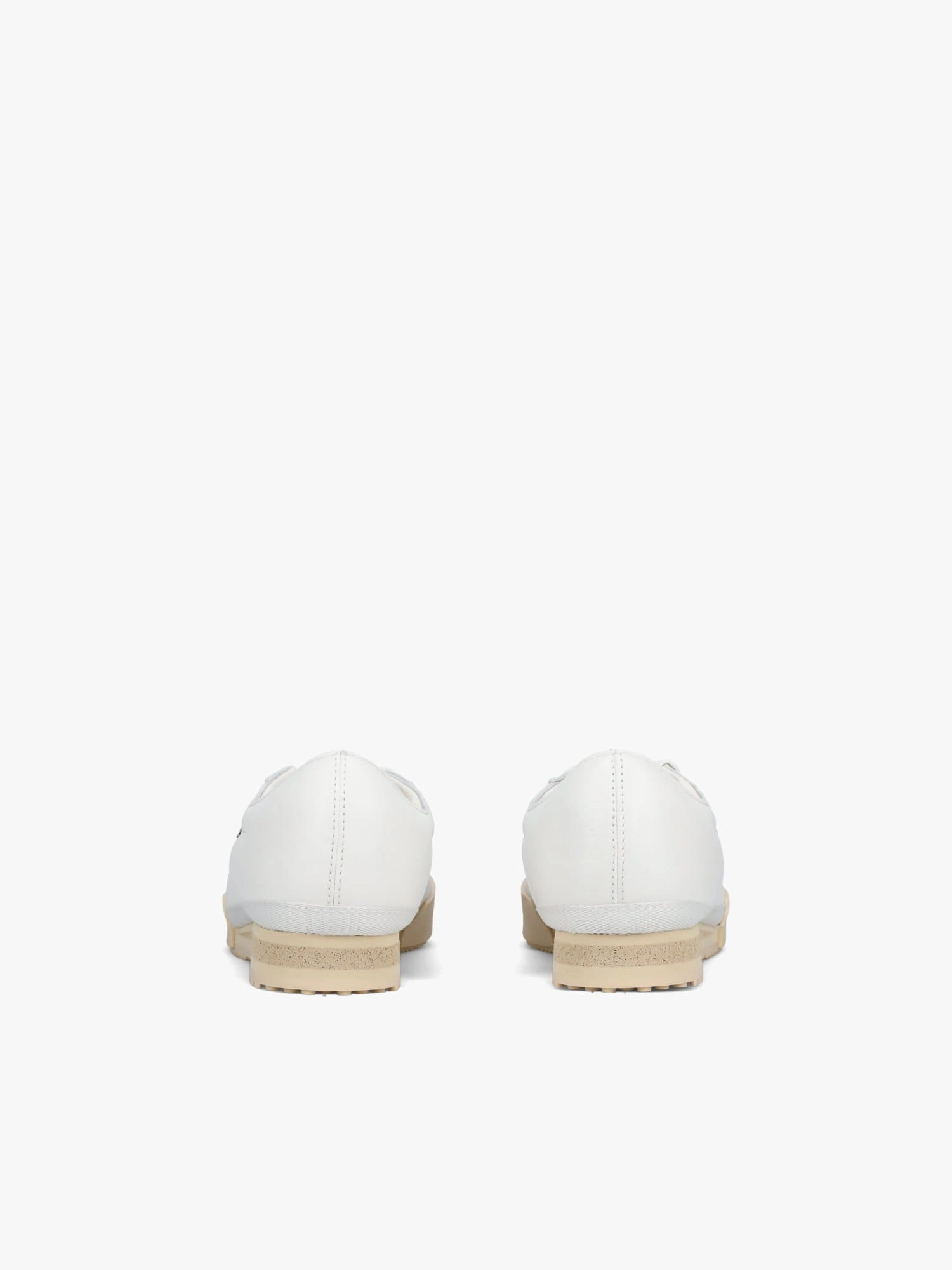 Aura Offwht Ltbrw leather Flat Shoes That Go With Everything