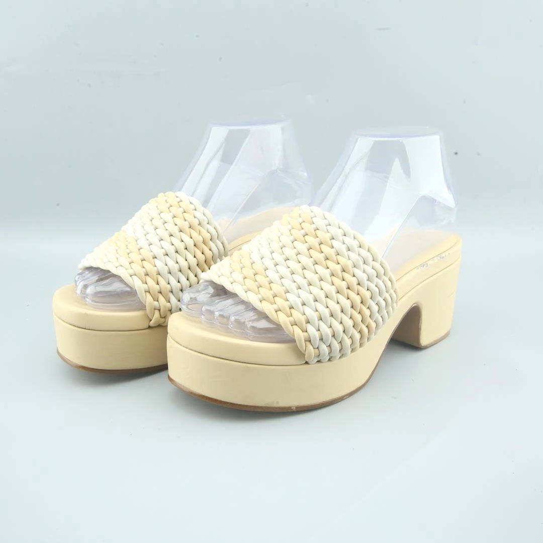 Knee Heel Boots VINCE. MARGO WEAVE