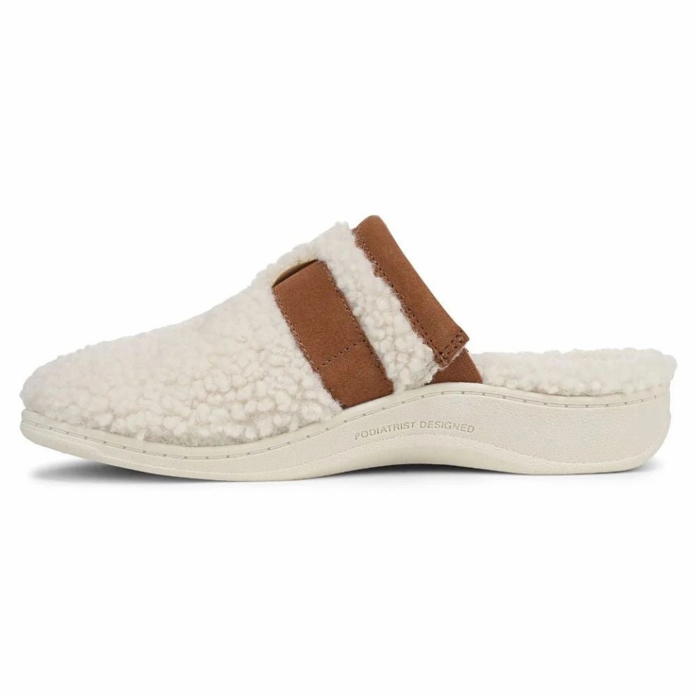 Vionic Izzy Cream Clog Slipper (Women's) Public Pool Slides