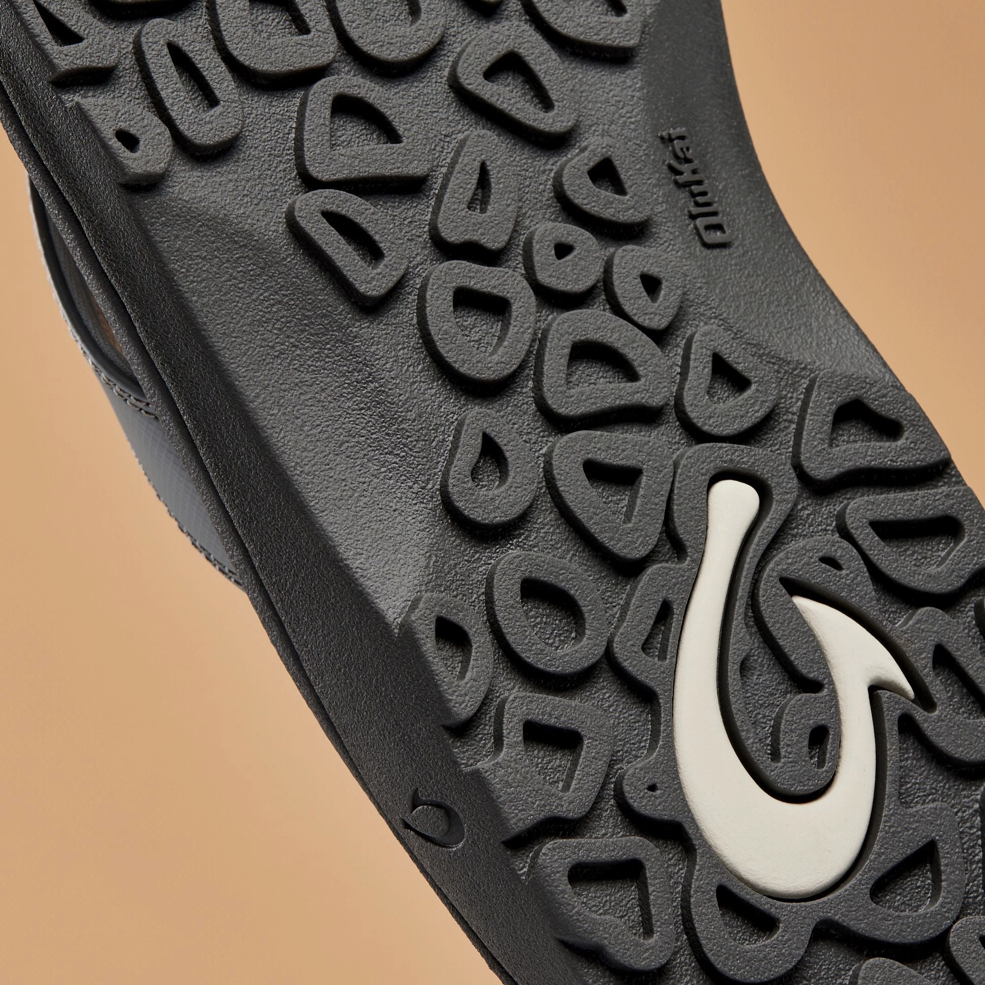 Antigua Resort Ohana  -  Ash / Rock