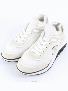 CC logo knit sneakers 36 230 Chanel Rocker Sneakers