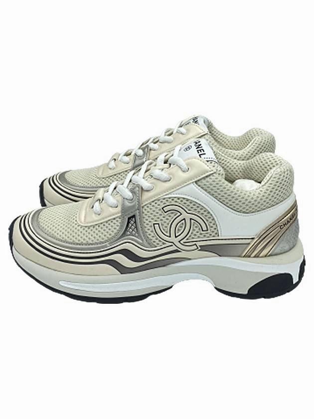 Women CC Logo Fabric Laminated Low Top Sneakers Silver Ivory Chanel Boots Sneakers