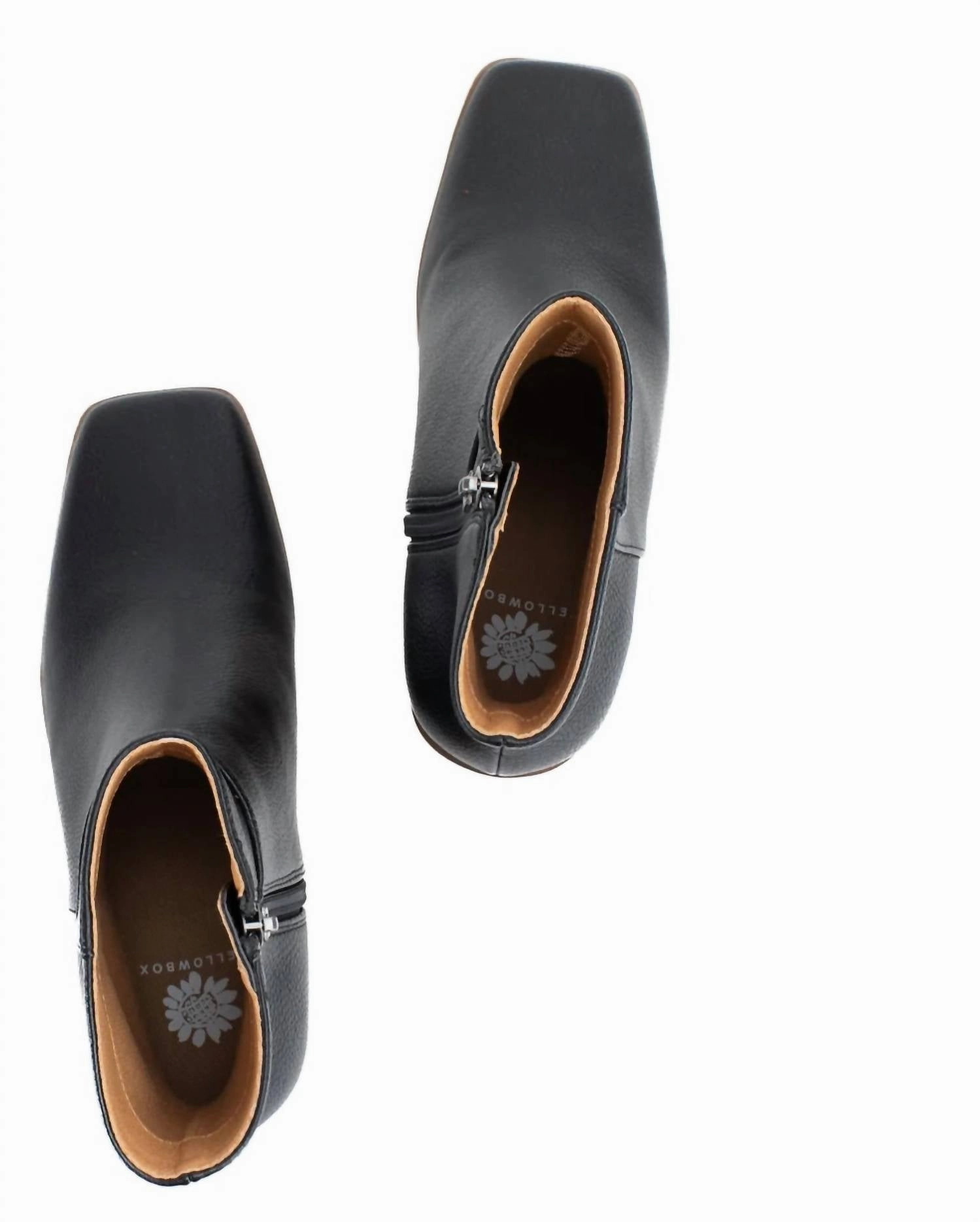 Women's Maora Heeled Boot In Black Hiking And Work Boots