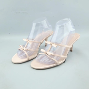 ZARA. . Zelinsky Dancing In High Heels