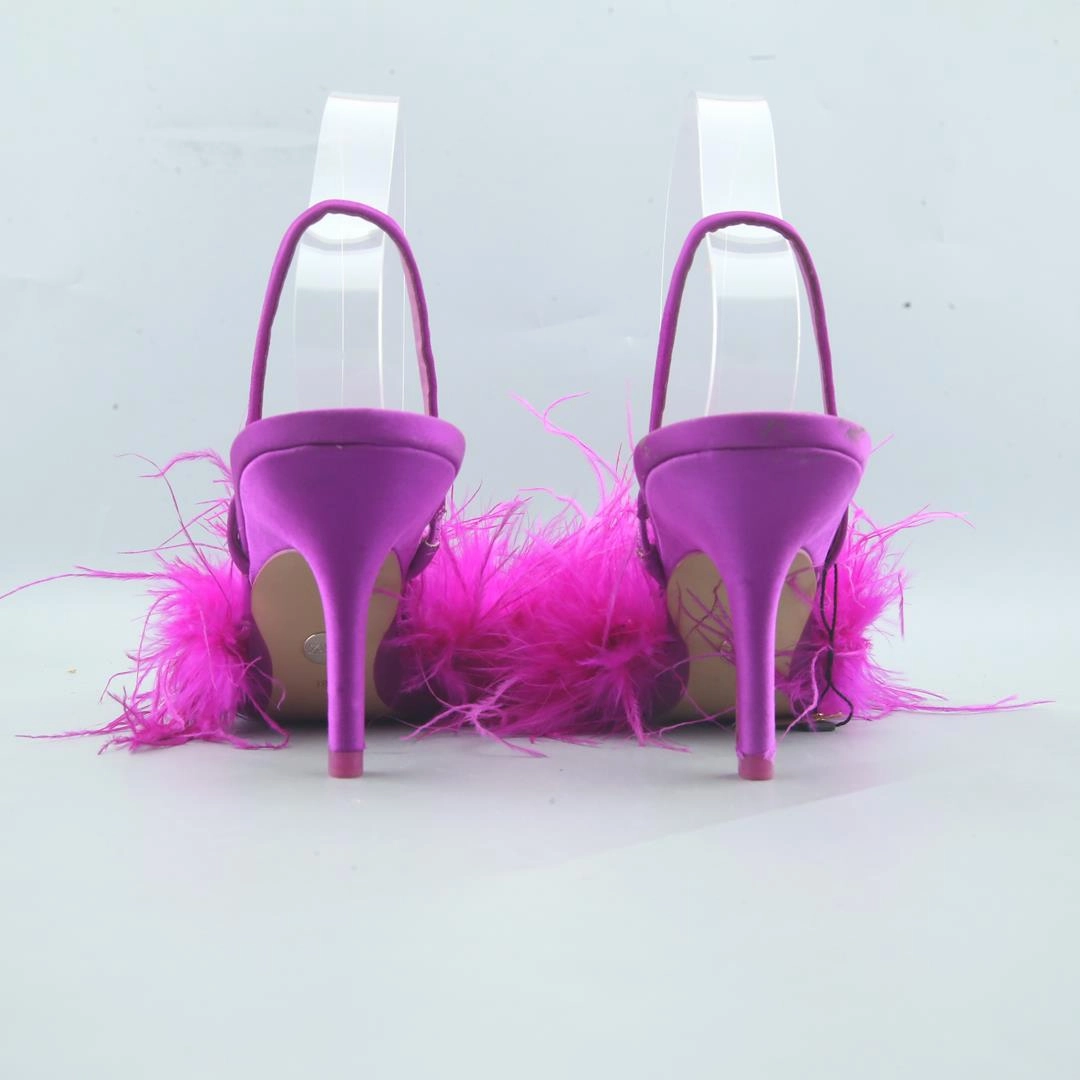 Gold High Heels ZARA. .