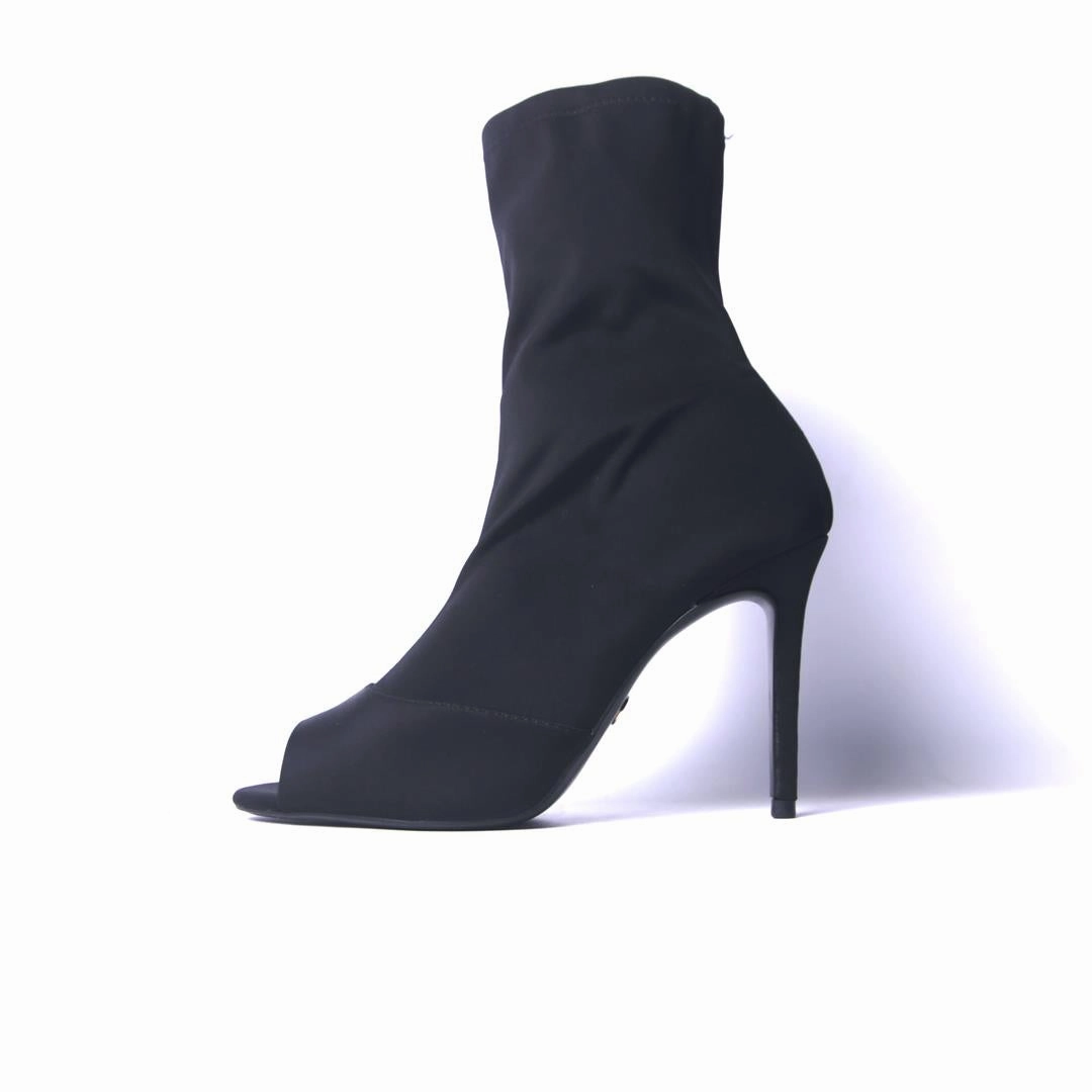 ZARA. . Lyrics Low Spark Of High Heeled